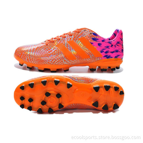 Soccer Shoe Men Wholesale Sport Shoe in Orange for Athlete Brazil World Cup